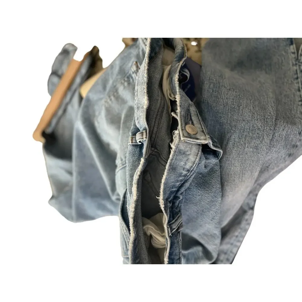 Abercrombie and Fitch The 90s Straight Ultra High Rise Jeans Size 18 / 34 Short